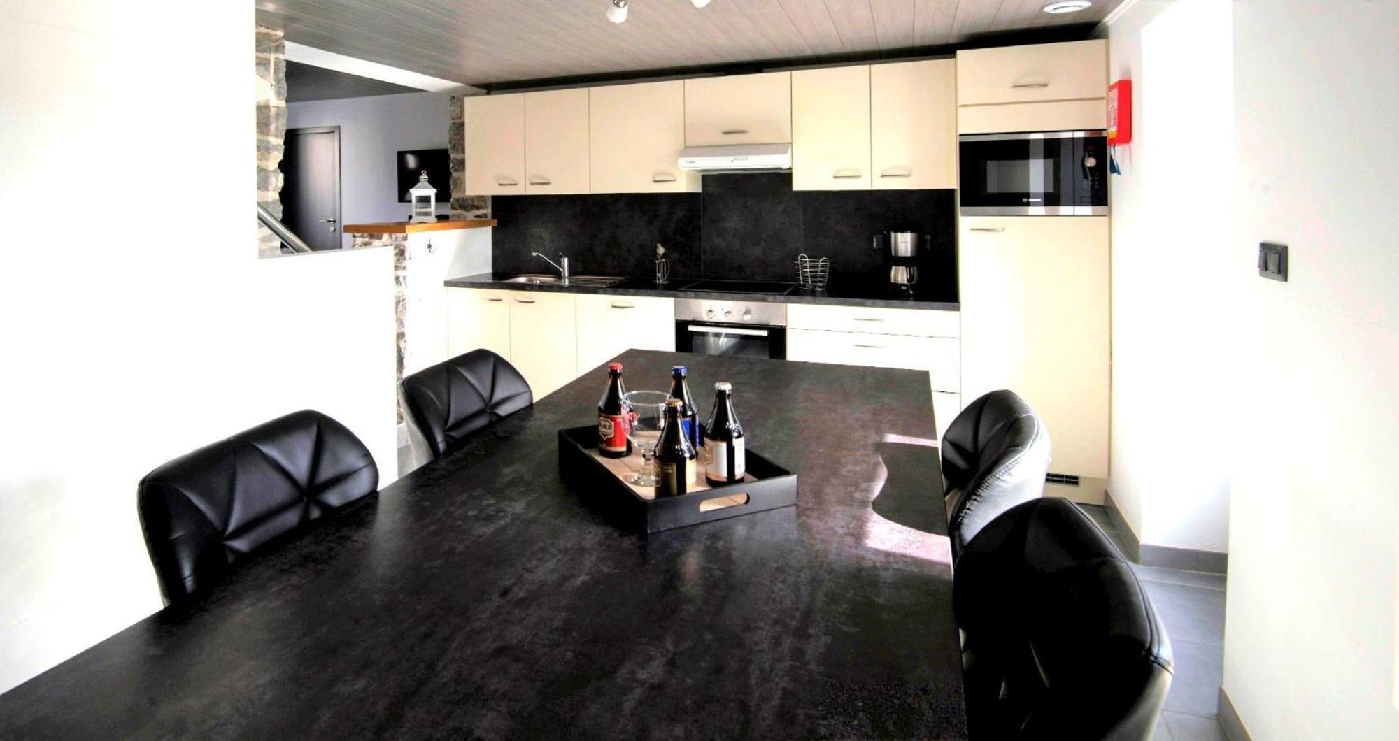 Au Chant Des Roches - Parking - Wifi - Terrasse - Chambres Familiales - Cerfontaine Esterno foto
